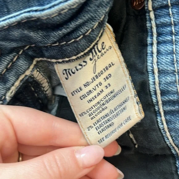 Miss Me Signature-Rise Boot Cut Jeans - Picture 12 of 14